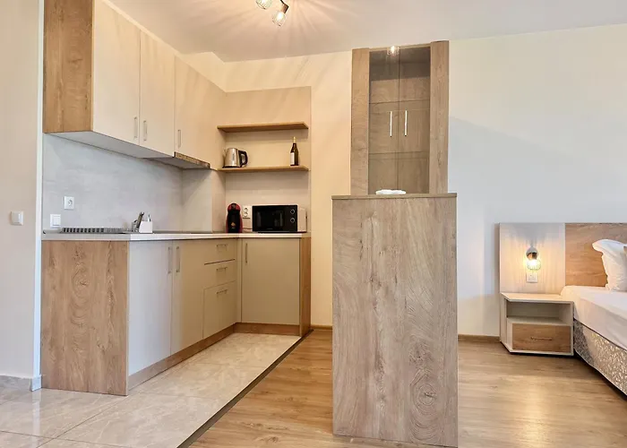 Sea View Allure With Balcony Apartament