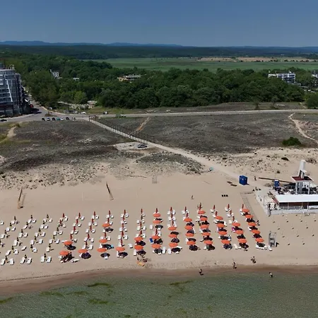 Апартамент Sea View Allure With Balcony