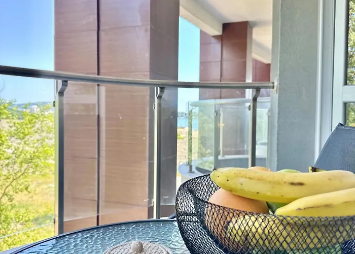 Apartment Sea View Allure With Balcony Primorsko